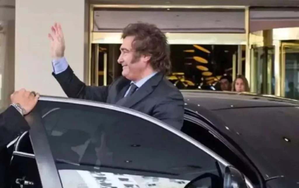 Argentina avanza en la liberalización del automóvil: mejora los trámites de registro y reduce tasas y aranceles por valor de más 36.000 M de pesos 4 Motor16 milei1 4 Motor16