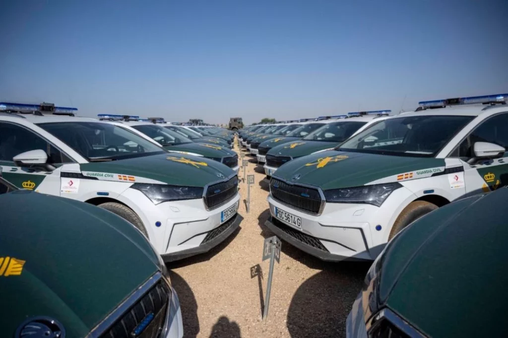 Škoda entrega 90 Enyaq 100% eléctricos a la flota de vehículos de patrulla de la Guardia Civil 3 Motor16 skoda entrega una flota electrica de 90 unidades del enyaq a la guardia civil Motor16