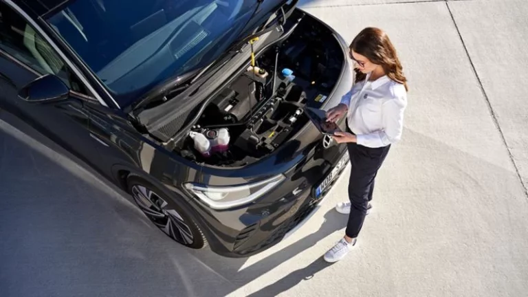 10 pasos para preparar tu coche en Semana Santa: Déjalo todo bien atado