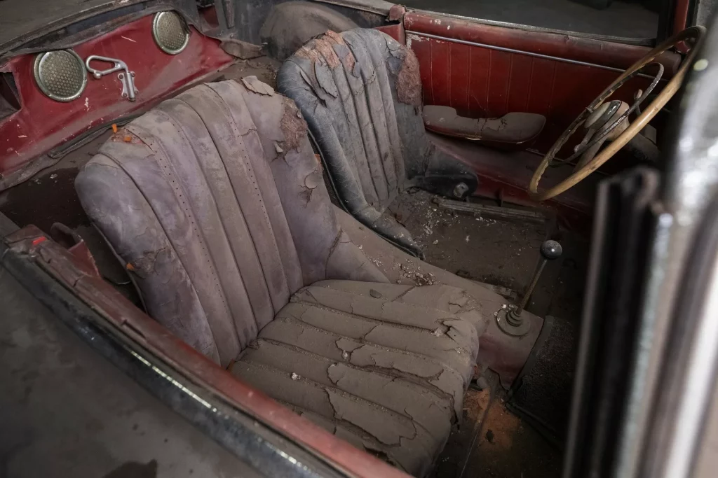La locura de pagar un millón por algo que parece un Mercedes-Benz 300 SL Roadster 16 Motor16 1957 Mercedes Benz 300 SL Roadster RM 7 Motor16