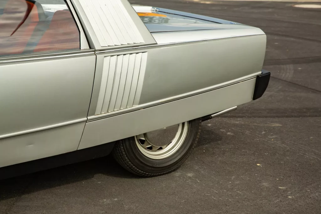 NSU Ro 80 2 Porte +2: Lo más loco de Pininfarina en los años ‘70 puede ser tuyo 2 Motor16 1960 NSU Ro 80 Pininfarina. RM Sotheby's. Imagen detalle.