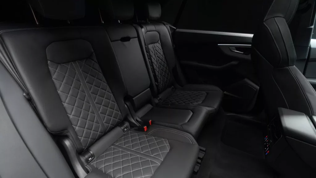 El Audi Q8 de ABT que nada tiene que envidiar al nuevo RS Q8 Performance 20 Motor16 2024 Audi Q8 ABT 15 Motor16