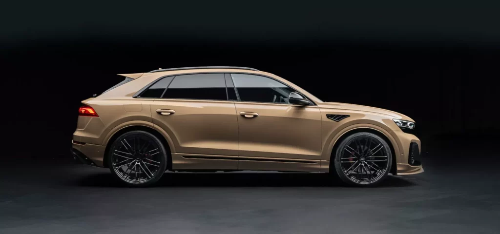 El Audi Q8 de ABT que nada tiene que envidiar al nuevo RS Q8 Performance 2 Motor16 2024 ABT Audi Q8. Imagen lateral.