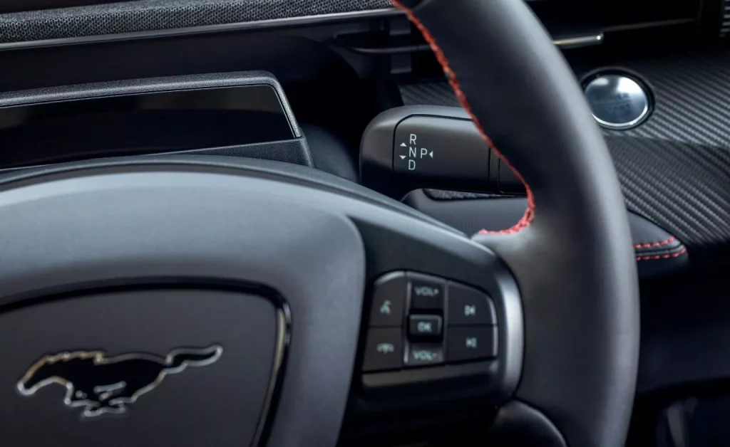 Ford Mustang Mach-E: Llega al ecuador de su vida con sorpresas 25 Motor16 2024 Ford Mustang Mach E USA 11 Motor16