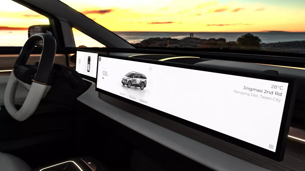 Foxtron, los mismos que fabrican el iPhone, nos sorprenden con este futurista monolovumen 20 Motor16 2024 Foxtron Model D 16 Motor16