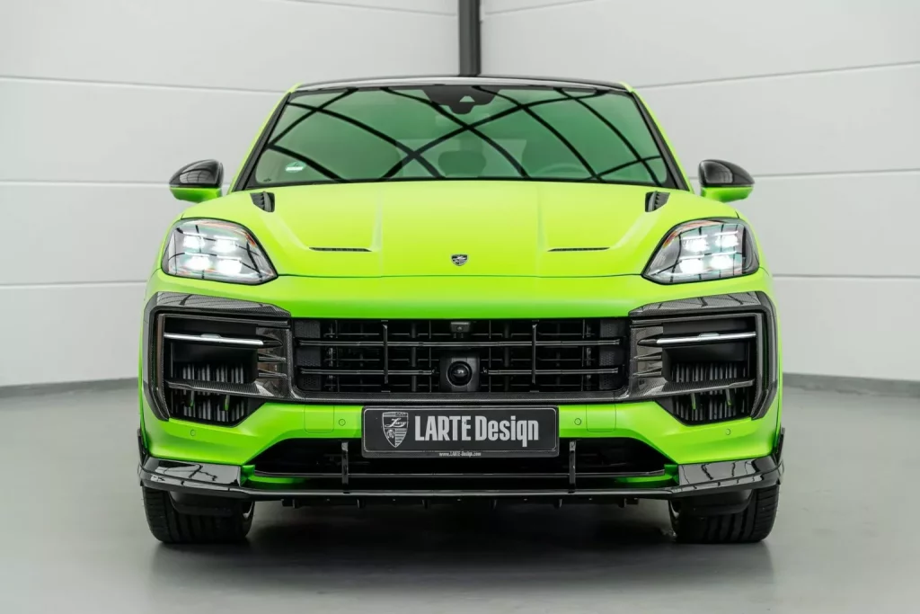 El nuevo Porsche Cayenne gana puntos gracias a Larte Design 3 Motor16 2024 Larte Design Porsche Cayenne 1 Motor16