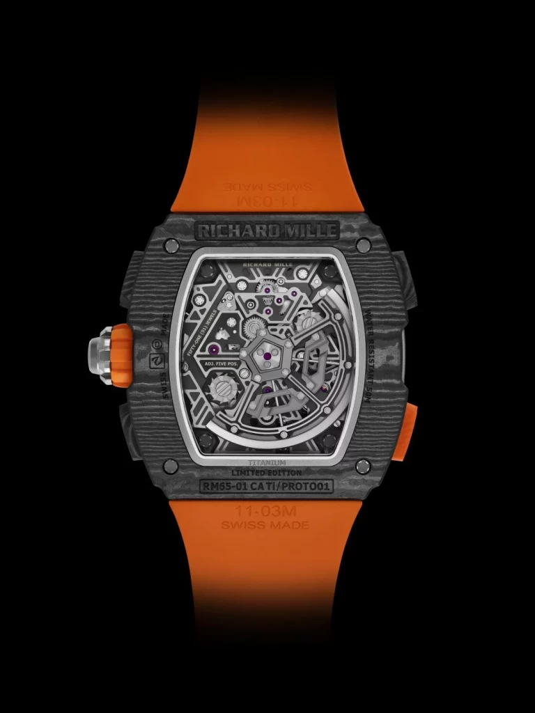 El McLaren W1 ya tiene su reloj... firmado por Richard Mille 11 Motor16 2024 McLaren W1 reloj richard mille 8 Motor16