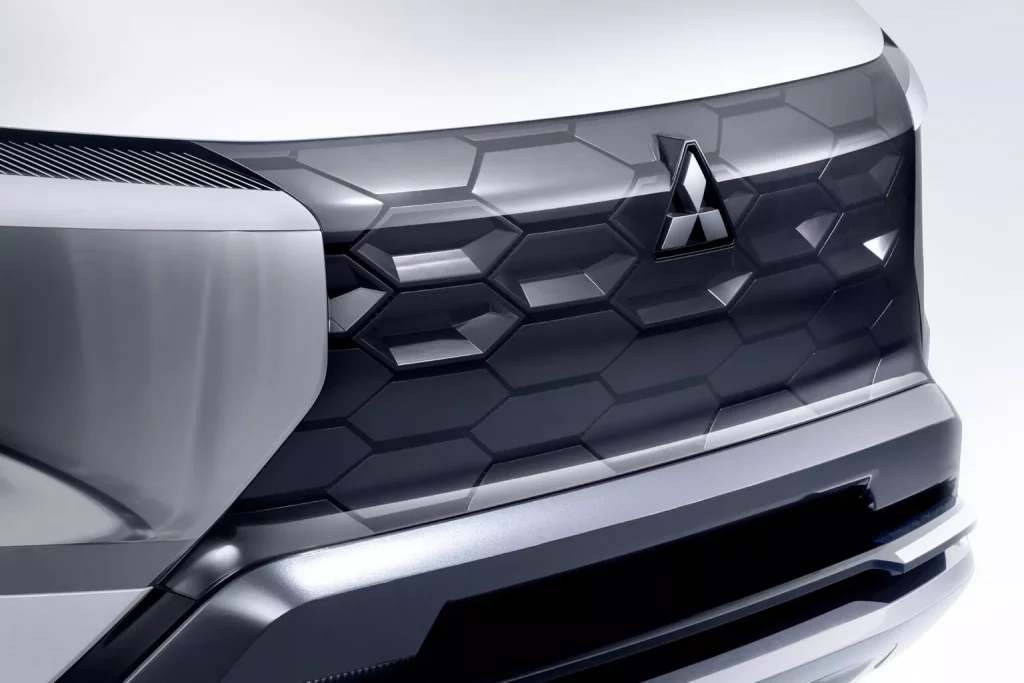 Mitsubishi DST Concept: El SUV que debería lanzar la marca japonesa 24 Motor16 2024 Mitsubishi DST Concept 17 Motor16