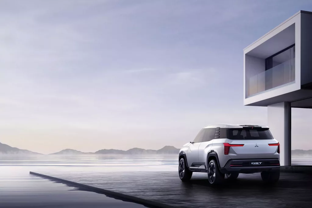 Mitsubishi DST Concept: El SUV que debería lanzar la marca japonesa 19 Motor16 2024 Mitsubishi DST Concept 2 Motor16