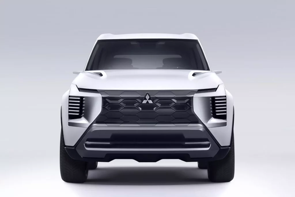 Mitsubishi DST Concept: El SUV que debería lanzar la marca japonesa 12 Motor16 2024 Mitsubishi DST Concept 8 Motor16