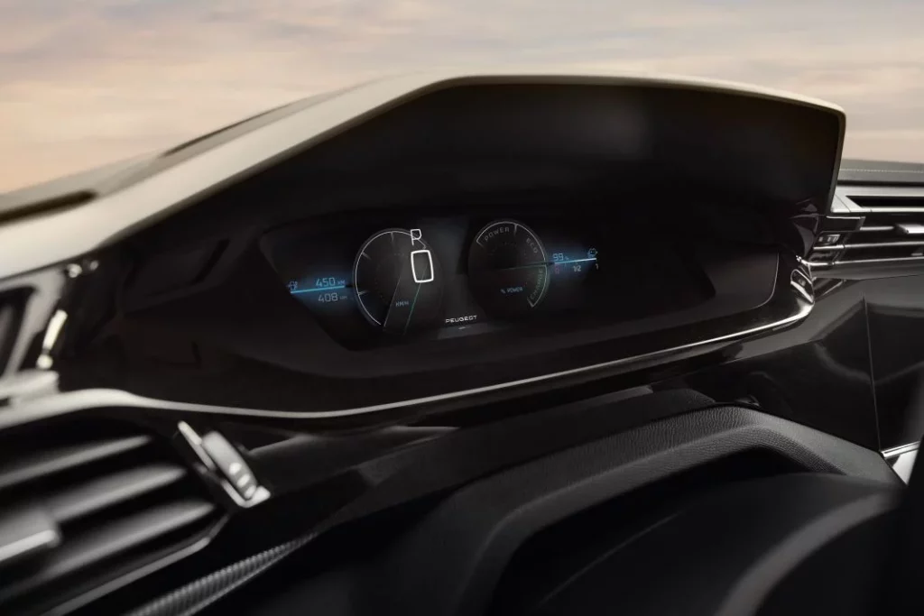 La familia del Peugeot 408 estrena versión eléctrica 16 Motor16 2024 PEUGEOT E 408 9 Motor16