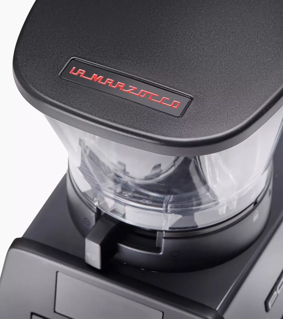 Porsche y La Marzocco crean la cafetera soñada por todo petrolhead 23 Motor16 2024 Porsche La Marzocco Cafetera 17 Motor16