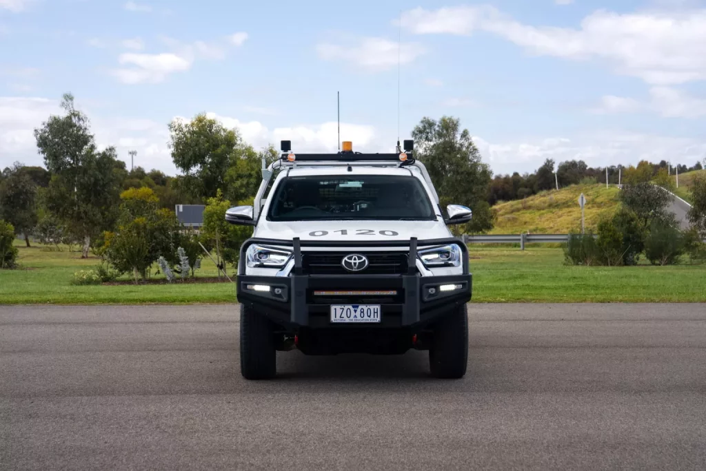El Toyota Hilux eléctrico está más cerca: Este es su segundo prototipo 5 Motor16 2024 Toyota Hilux EV Prototype BHP 4 Motor16
