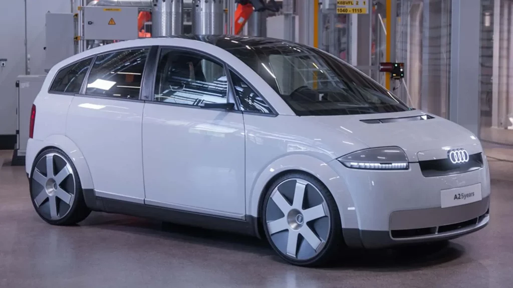 A los 25 años, el Audi A2 se convierte en eléctrico... 1 Motor16 AUDI A2 ETRON CONCEPT 1 1 Motor16