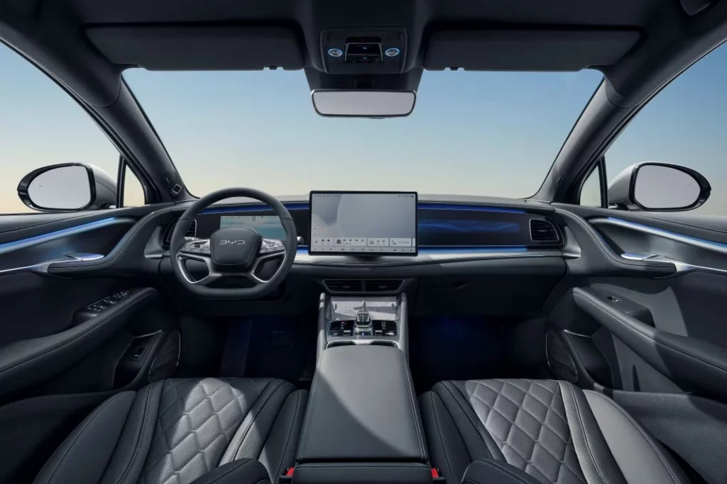 BYD SEALION 7 INTERIOR2 Motor16