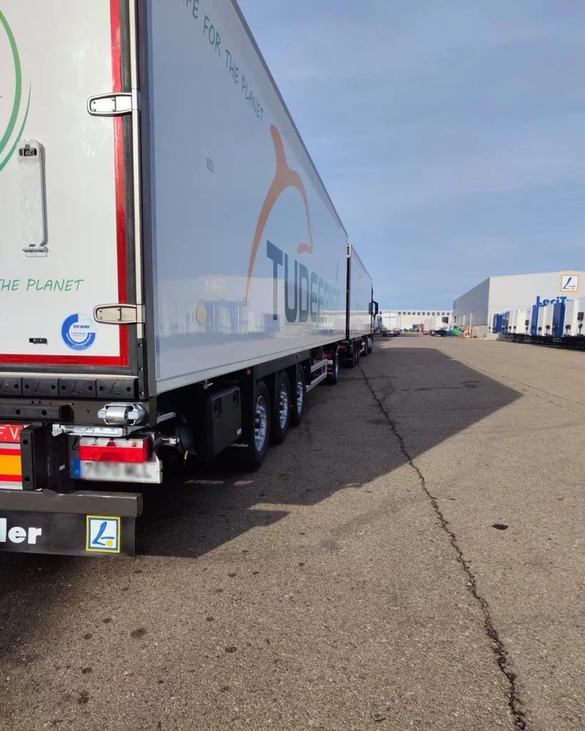 Duotrailer ACF 2 Motor16