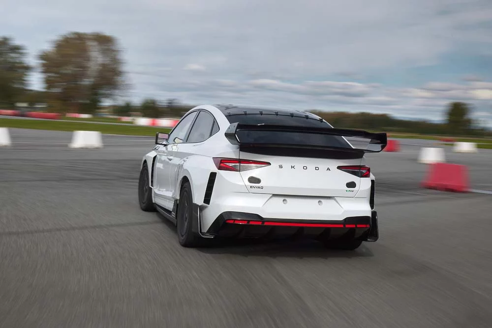 Škoda Enyaq RS Race: competir de manera sostenible 1 Motor16 Škoda Enyaq RS Race
