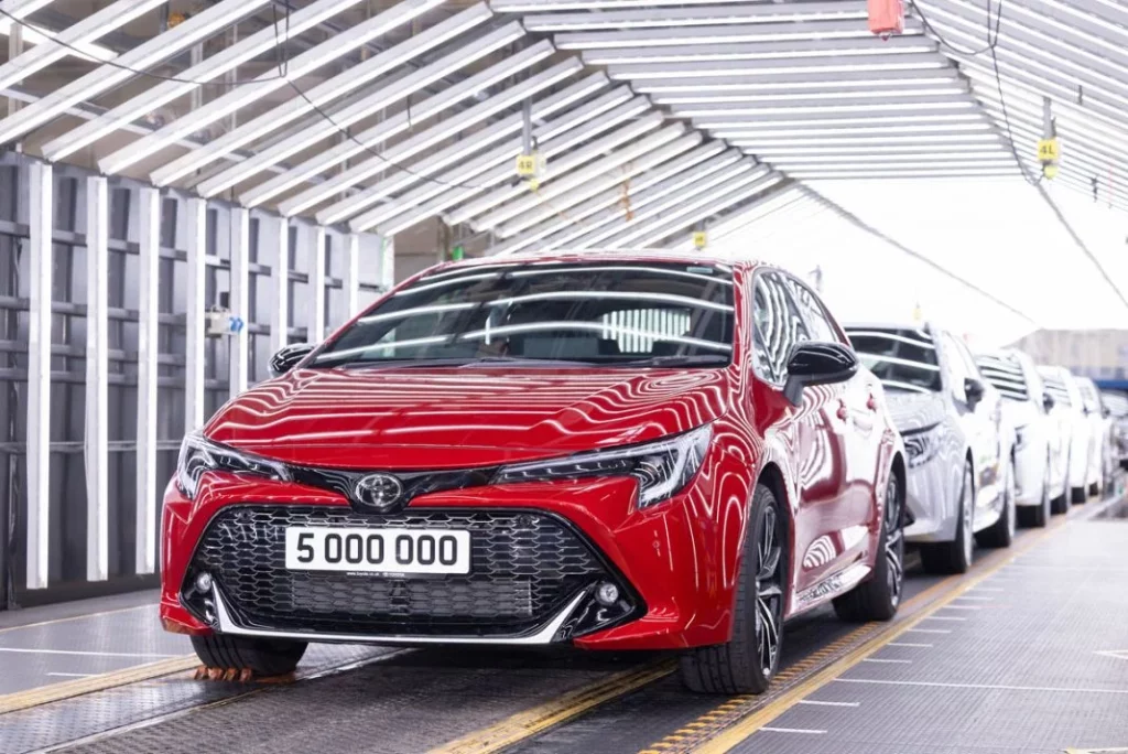 5 millones de unidades del coche más vendido del mundo son británicas 3 Motor16 TOYOTA COROLLA 5 MILLONES 1 Motor16