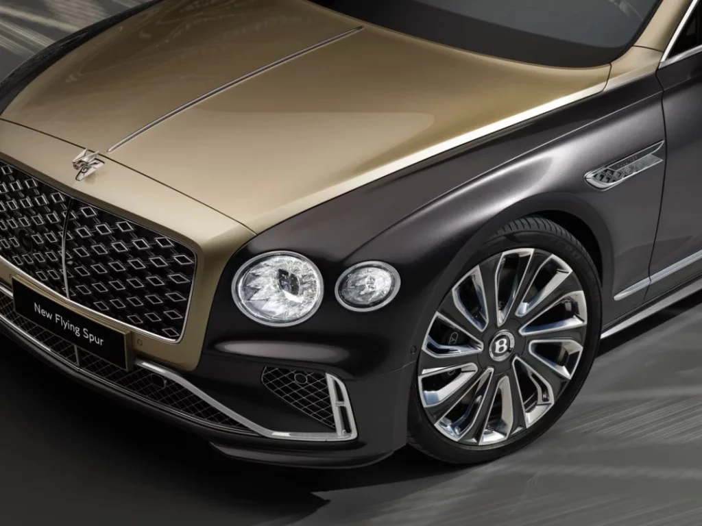El Bentley Flying Spur se hace aún más exclusivo con su versión Mulliner 2 Motor16 bentley Flying Spur Mulliner 3 Motor16