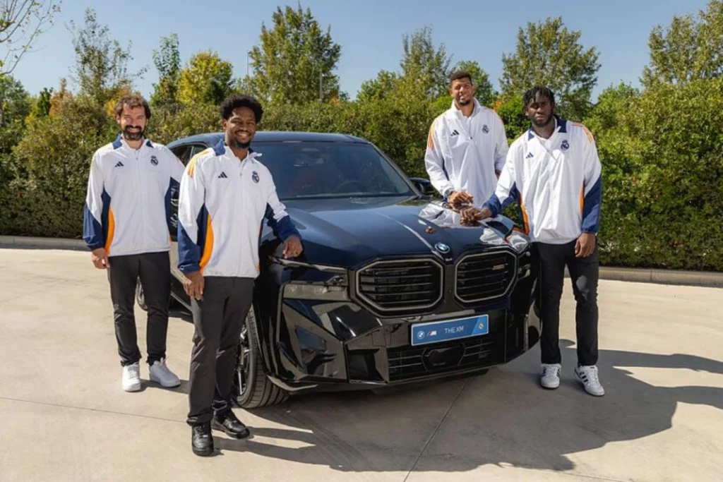 El Real Madrid regaló lujosos coches de hasta 130 mil euros a su plantilla de baloncesto 1 Motor16 El modelo más elegido por los jugadores del Real Madrid