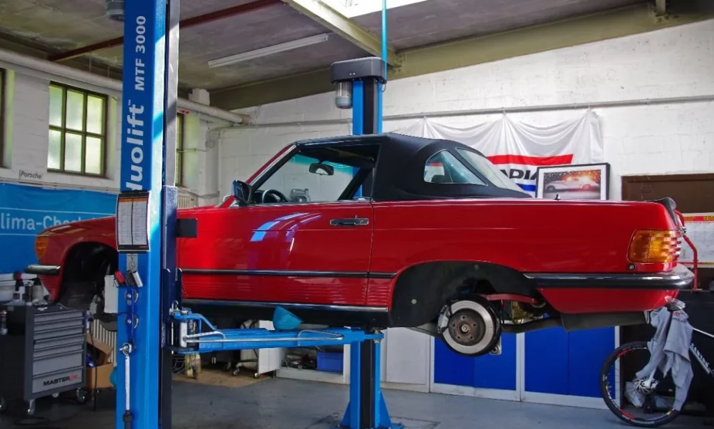 coche revision confinamiento Motor16