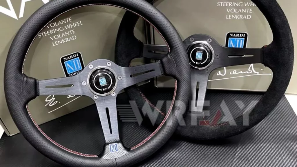 Y por este motivo es mejor no comprar un volante para tu coche por Aliexpress 1 Motor16 El brutal enojo del comprador con Aliexpress