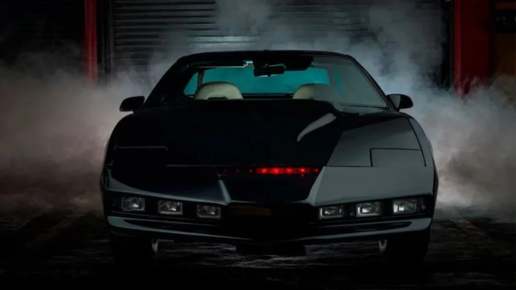 ‘Hello Michael’: KITT regresa por Halloween, pero no como te lo estabas imaginando 1 Motor16 El mensaje encriptado de Rivian respecto al regreso de KITT