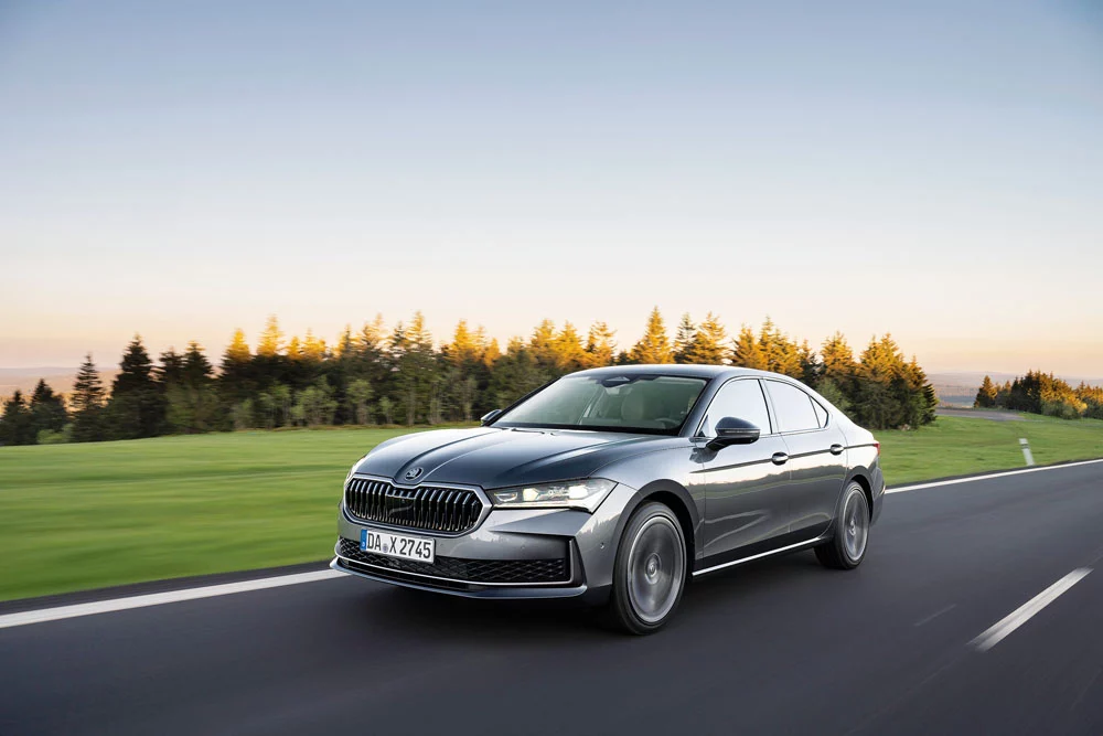 El momento Škoda 18 Motor16 skoda superb Motor16