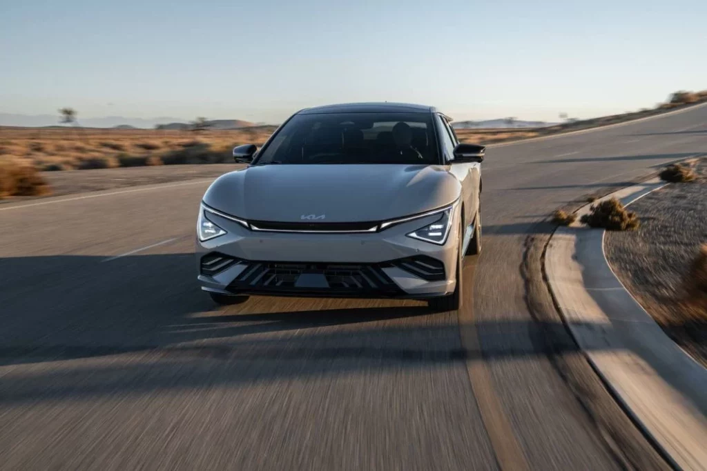2024 Kia EV6 EE UU 19 Motor16
