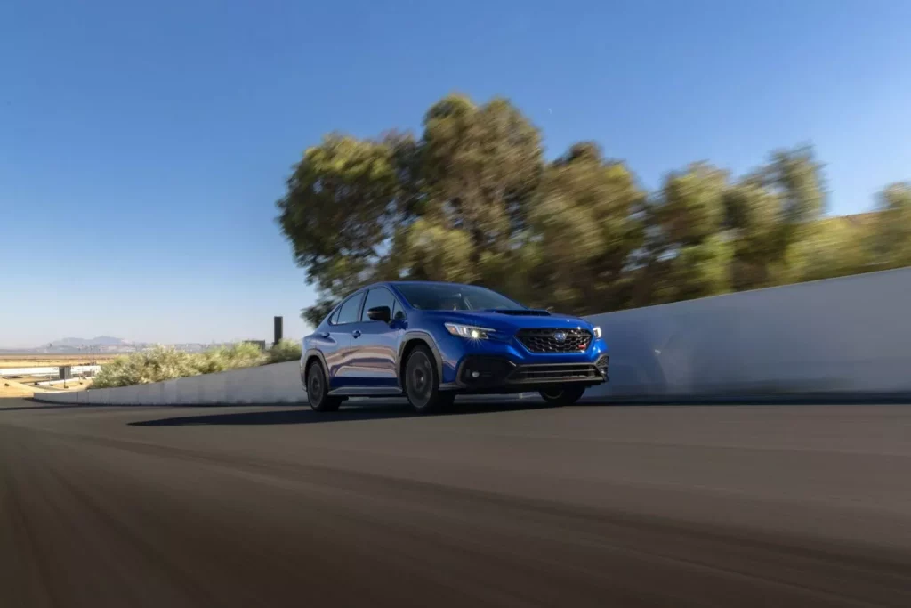 El Subaru WRX se vende en USA a precio de Crosstrek 'de acceso' 17 Motor16 2024 Subaru WRX tS 11 Motor16
