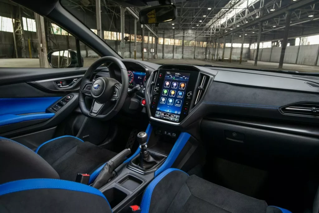 El Subaru WRX se vende en USA a precio de Crosstrek 'de acceso' 3 Motor16 2024 Subaru WRX tS. Imagen interior.