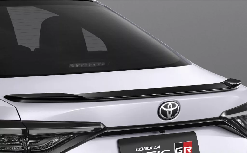 El Toyota Corolla Altis estrena versión firmada por Gazoo Racing 13 Motor16 2024 Toyota Corolla Altis GR Sport 10 Motor16
