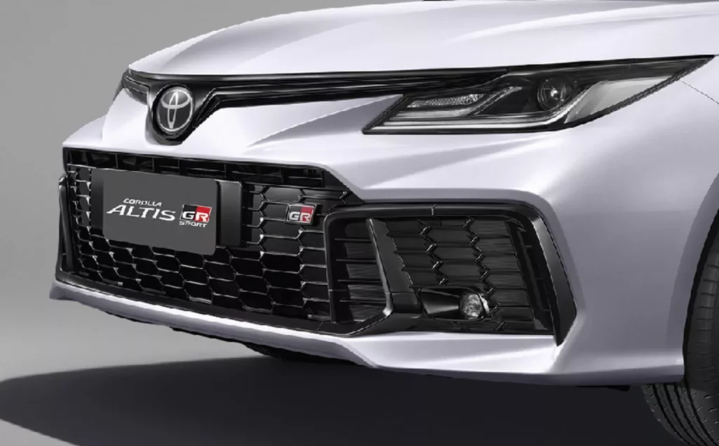 El Toyota Corolla Altis estrena versión firmada por Gazoo Racing 10 Motor16 2024 Toyota Corolla Altis GR Sport 7 Motor16