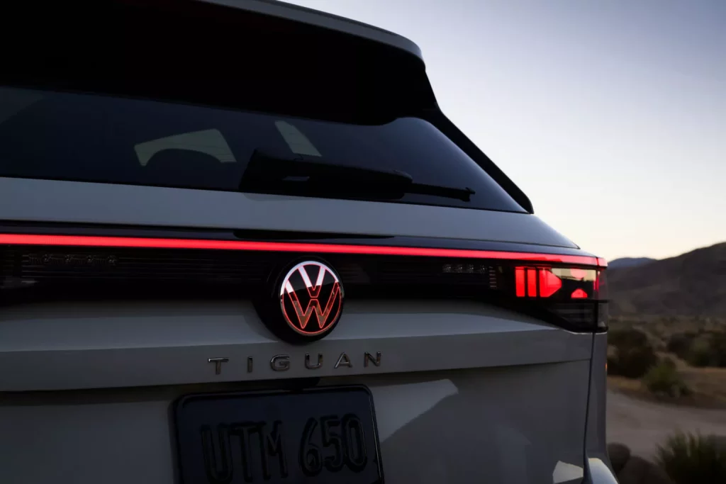 El Volkswagen Tiguan 'yanqui' es el mix perfecto entre Tiguan y Tayron 35 Motor16 2024 Volkswagen Tiguan USA 29 Motor16
