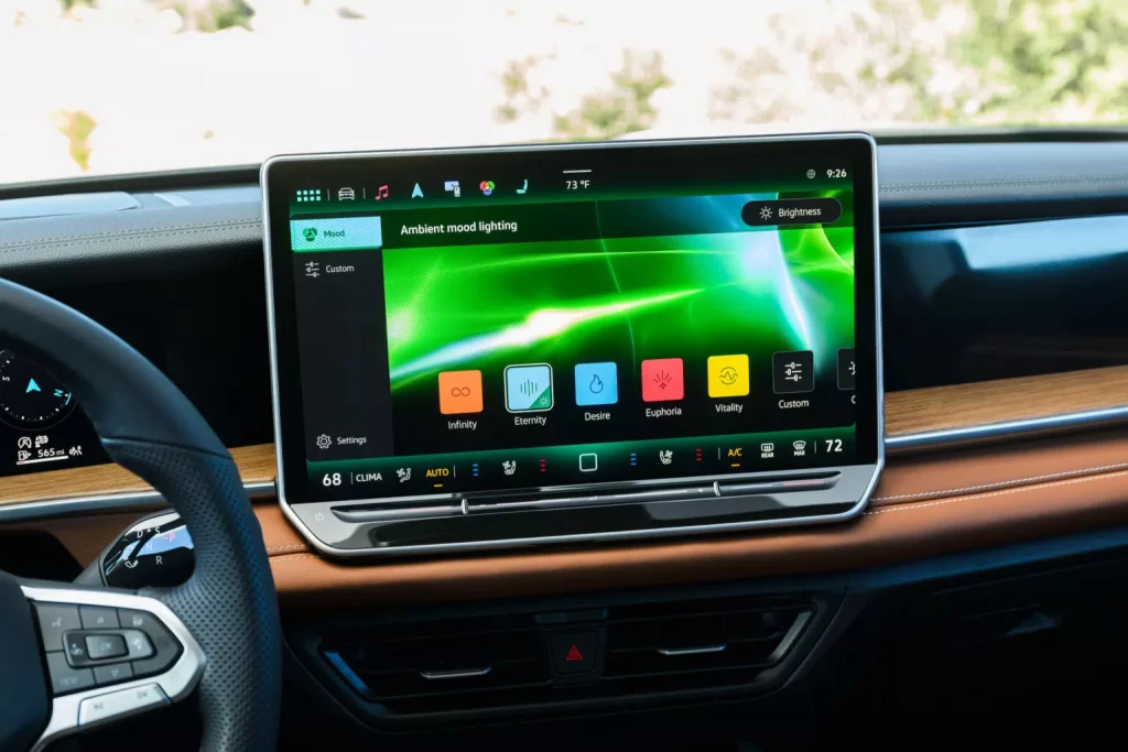 El Volkswagen Tiguan 'yanqui' es el mix perfecto entre Tiguan y Tayron 53 Motor16 2024 Volkswagen Tiguan USA 51 Motor16