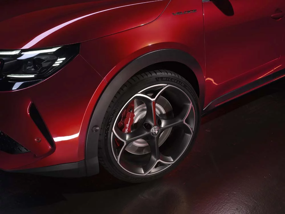 Ya está disponible el Alfa Romeo Junior eléctrico de 'carreras' 18 Motor16 Alfa Romeo Junior Veloce 19 Motor16