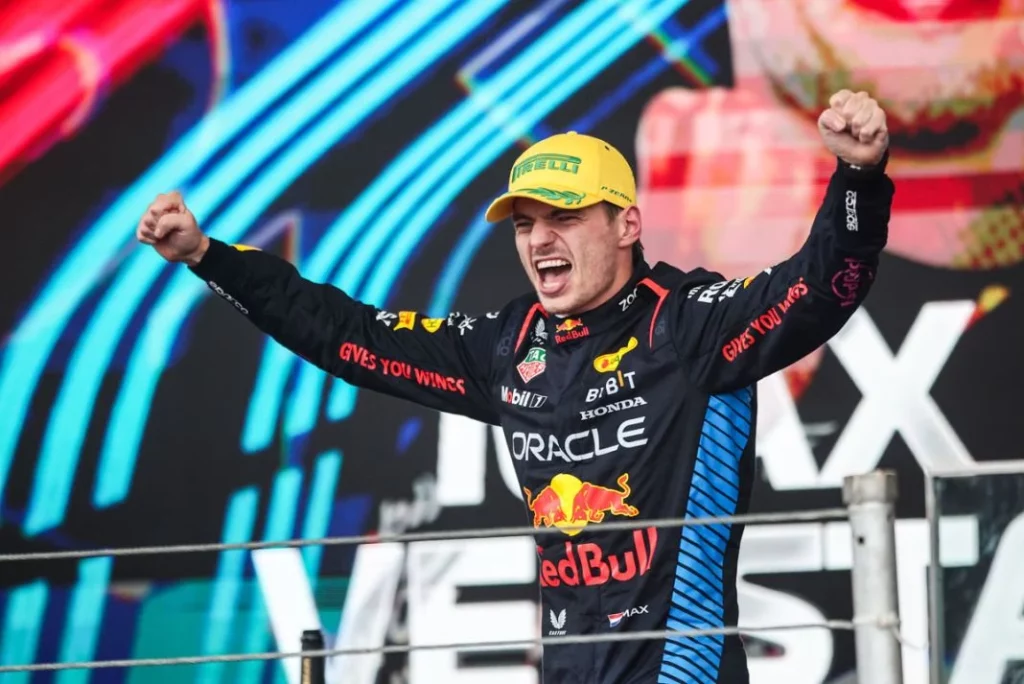 La última casilla a tachar de Carlos Sainz con Ferrari 2 Motor16 EuropaPress 6320440 verstappen max ned red bull racing rb20 portrait podium celebrates victory Motor16