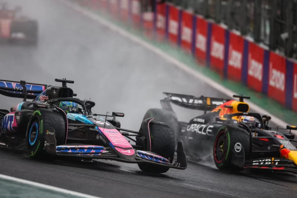El golpe final de Max Verstappen al Mundial en una exhibición bajo la lluvia 2 Motor16 EuropaPress 6320456 31 ocon esteban fra alpine f1 team a524 action 01 verstappen max nld red Motor16
