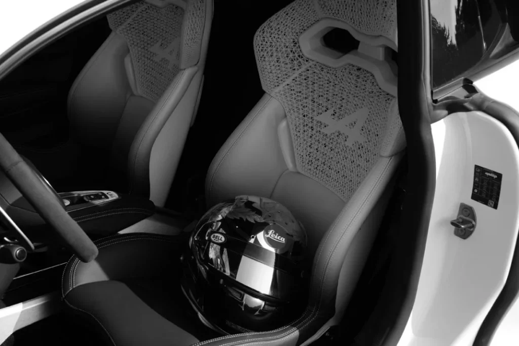 El encanto de Alpine, en blanco y negro 13 Motor16 MONOCHROMATIC ALPINE X MATHIEU CESAR 9 Motor16