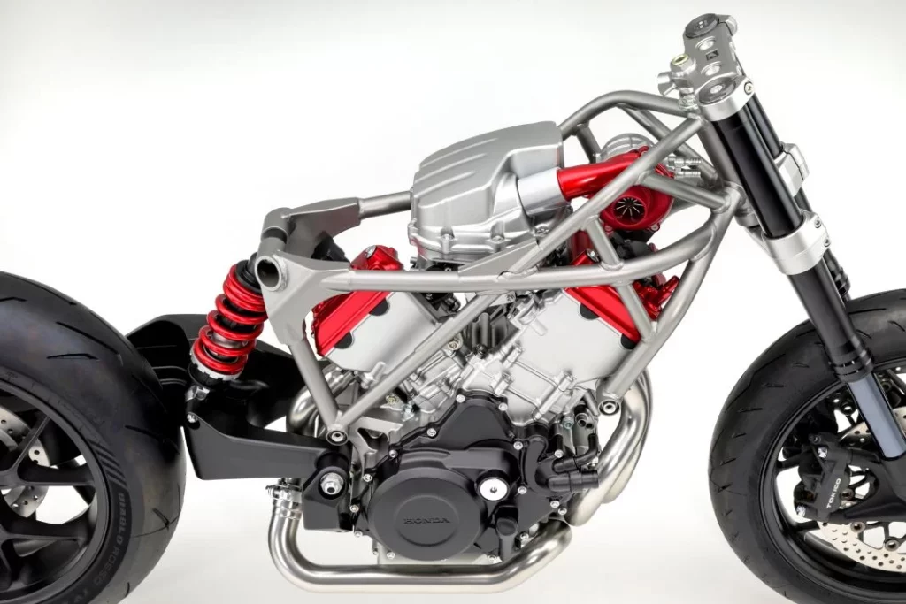Esta marca va a contracorriente y ha presentado un motor V3 con compresor 5 Motor16 Motor V3 compresor Honda 4 Motor16
