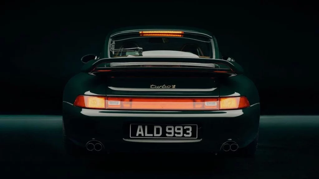 Aires neoyorquinos para este exclusivo Porsche 993 Turbo 8 Motor16 Porsche 993 Turbo AIME LEON DORE 2 Motor16