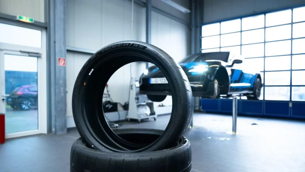 El neumático del Porsche Taycan Turbo GT que bate récords 20 Motor16 Porsche Taycan Turbo GT neumaticos 17 Motor16