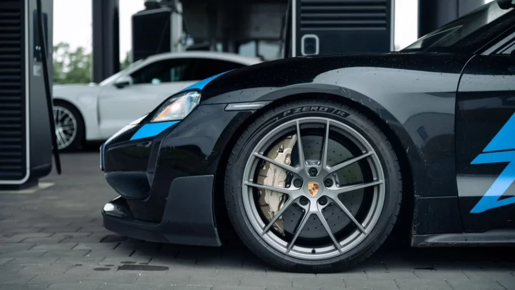 El neumático del Porsche Taycan Turbo GT que bate récords 7 Motor16 Porsche Taycan Turbo GT neumaticos 3 Motor16