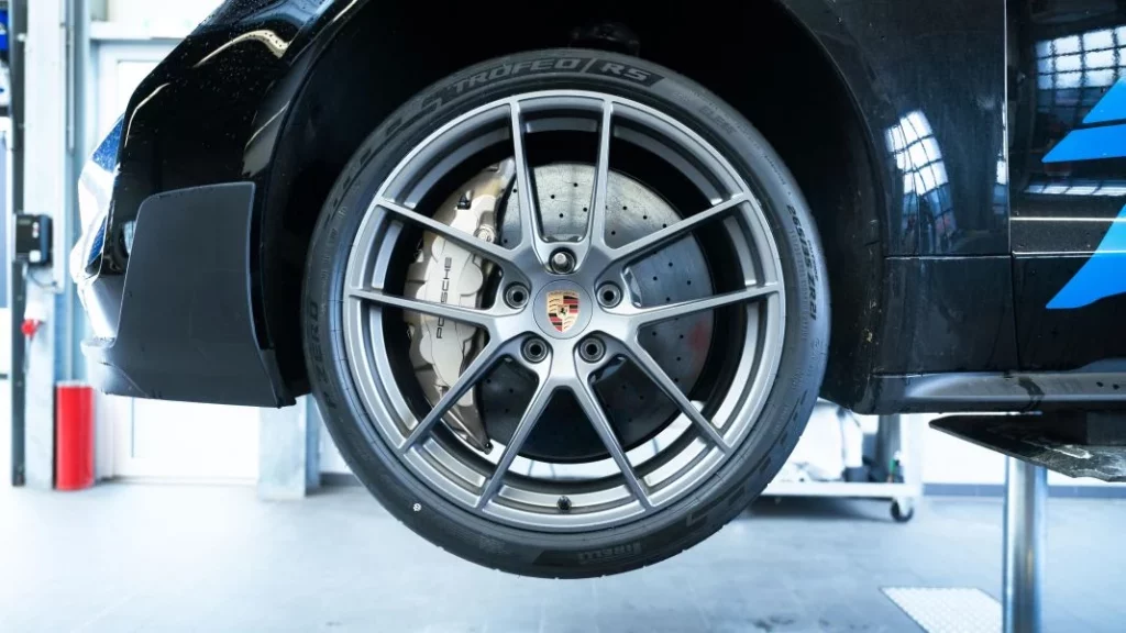 El neumático del Porsche Taycan Turbo GT que bate récords 8 Motor16 Porsche Taycan Turbo GT neumaticos 4 Motor16