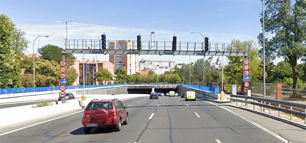 Los radares de Madrid recaudan casi 6.000 euros por hora en multas: ¿dónde está el más voraz? 1 Motor16 Radar M 30 Madrid km 19 Motor16