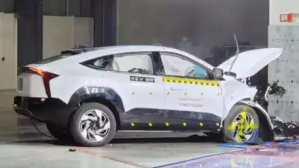 Así es el crash test de los coches eléctricos que desde India quieren conquistar el mundo 1 Motor16 Las pruebas a las que sometieron a coches eléctricos en India