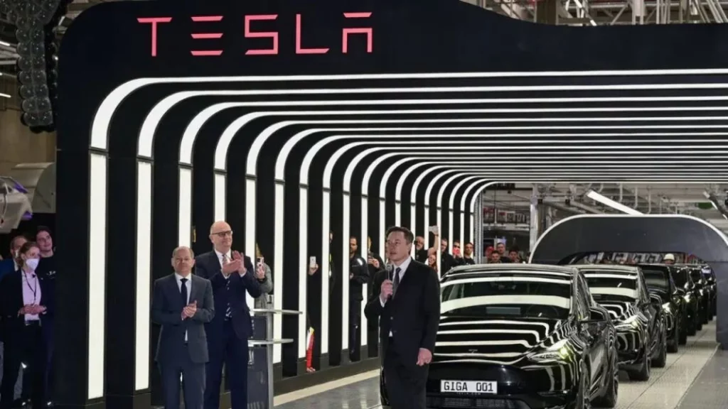 Elon Musk tiene claro el plan para que los coches eléctricos chinos no dominen el mundo 2 Motor16 ¿Qué hará Elon Musk con Tesla para luchar contra las fábricas chinas?
