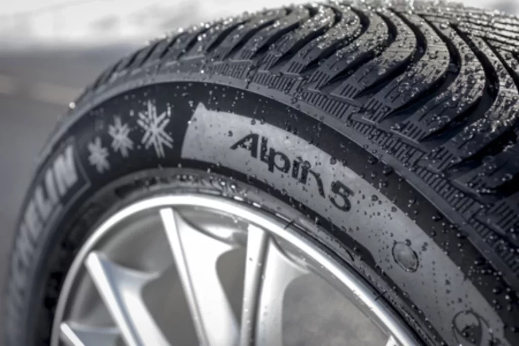 Estos son los neumáticos que debes elegir para conducir durante el invierno 1 Motor16 Cómo identificar los neumáticos de invierno