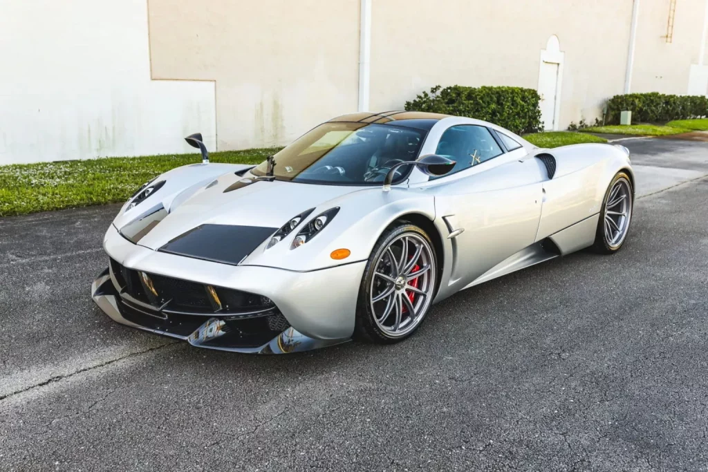 ¿Venderías tu Pagani Huayra por 2,2 millones? El dueño de este lo tiene claro 4 Motor16 2014 Pagani Huayra Tempesa Bring A Trailer 1 Motor16