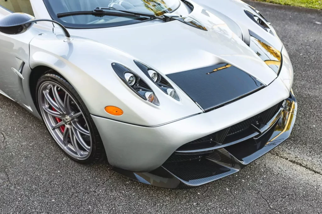 ¿Venderías tu Pagani Huayra por 2,2 millones? El dueño de este lo tiene claro 12 Motor16 2014 Pagani Huayra Tempesa Bring A Trailer 2 Motor16